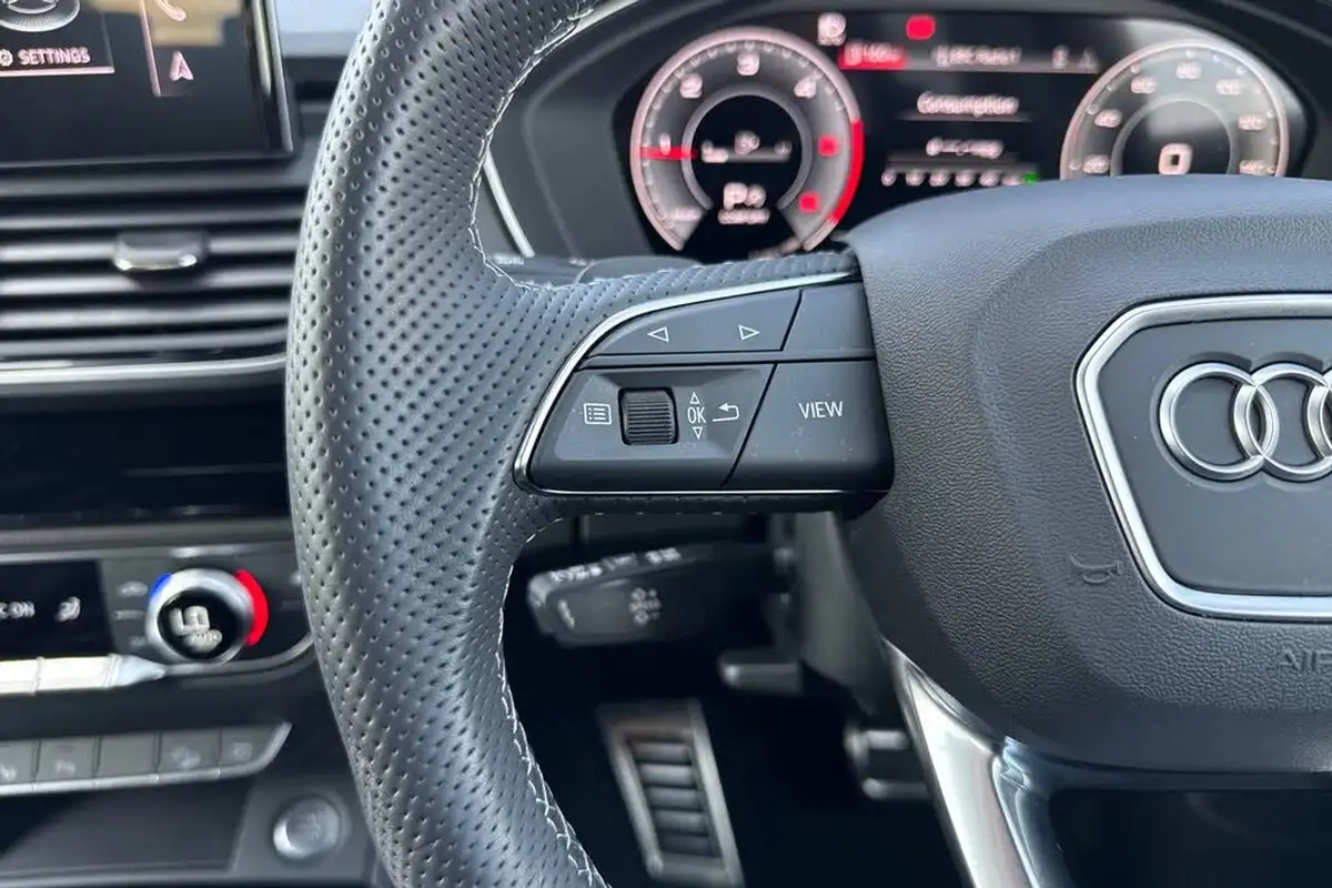 2025-audi-q5-20-tdi-s-line-suv-big-33