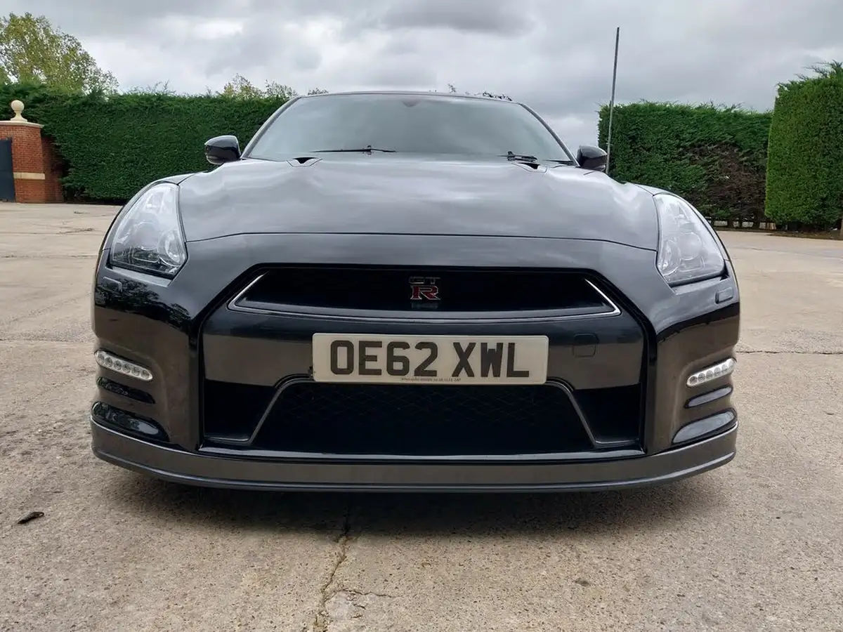 2012-nissan-gt-r-38-550ps-track-pack-auto-big-15