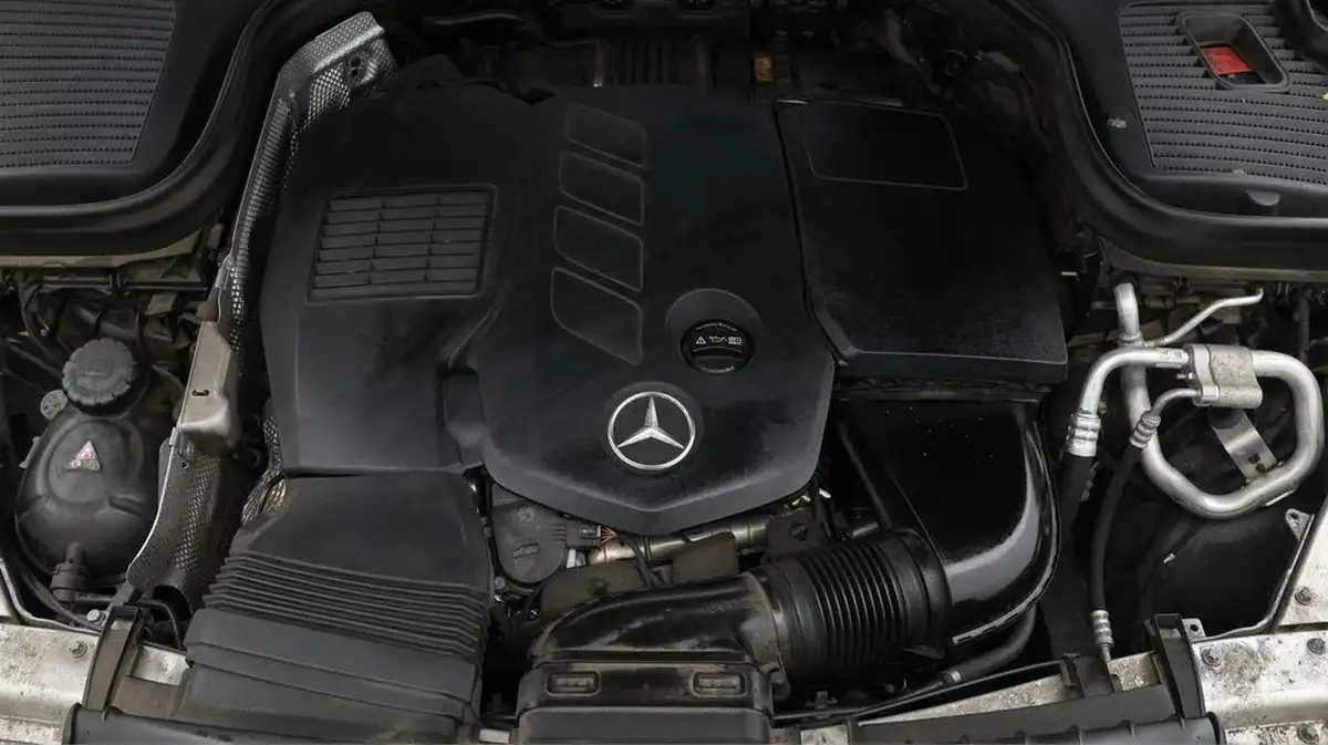 2020-mercedes-benz-glc-class-20d-glc300d-amg-line-premium-station-wagon-5d-big-19