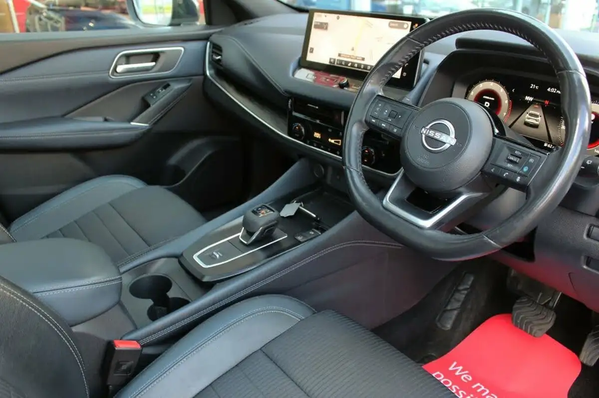 2022-nissan-qashqai-13-dig-t-tekna-158ps-xtronic-big-10