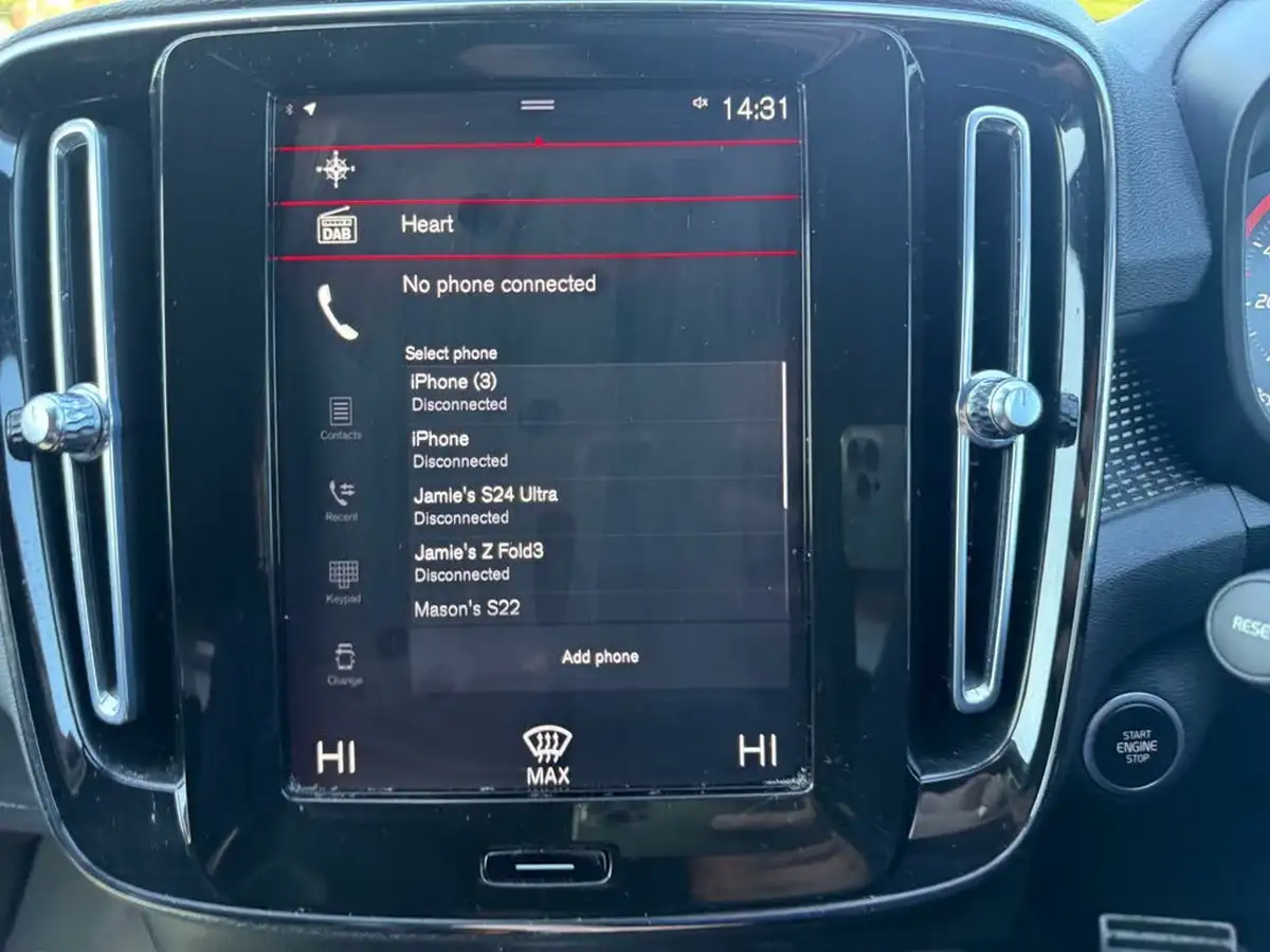 2022-volvo-xc40-20-b4-r-design-awd-big-40