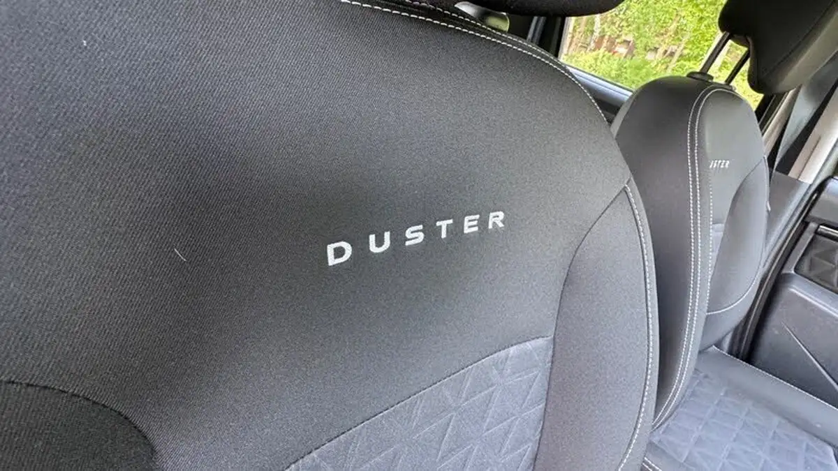 2015-dacia-duster-15d-laureate-107bhp-big-18