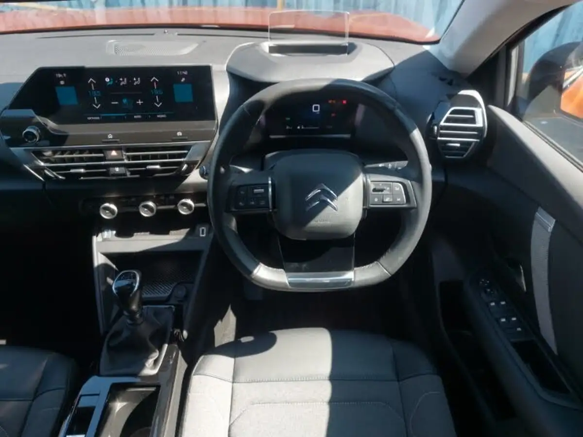 2022-citroen-c4-12-puretech-shine-130ps-big-6