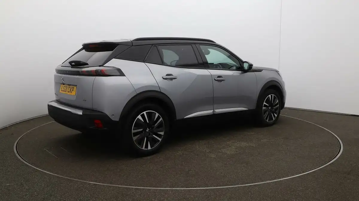 2021-peugeot-2008-suv-e-gt-premium-big-55