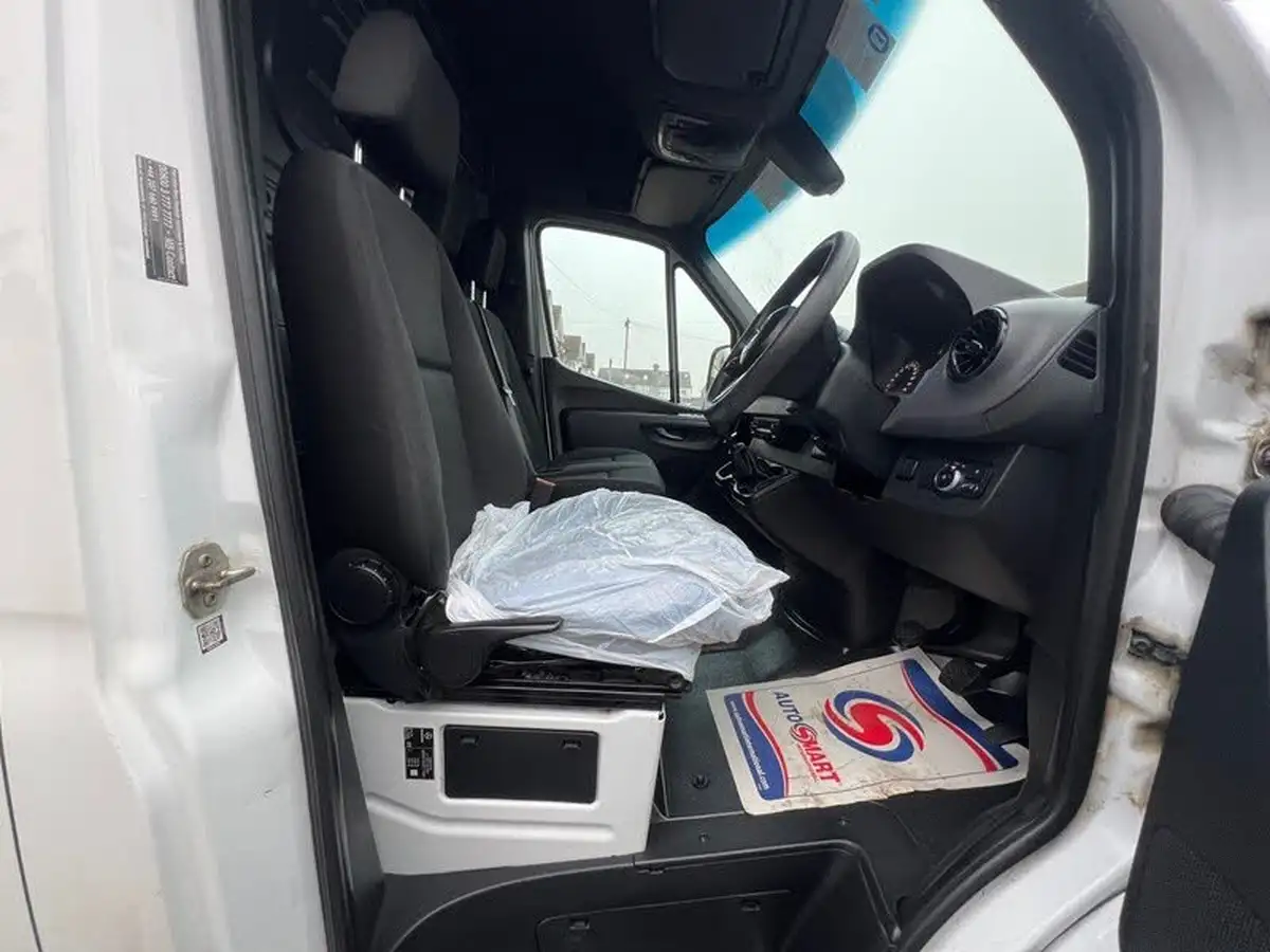 2019-mercedes-benz-sprinter-21cdi-316-l2h1-163pseu6b-panel-van-rwd-eco-gear-360-big-8