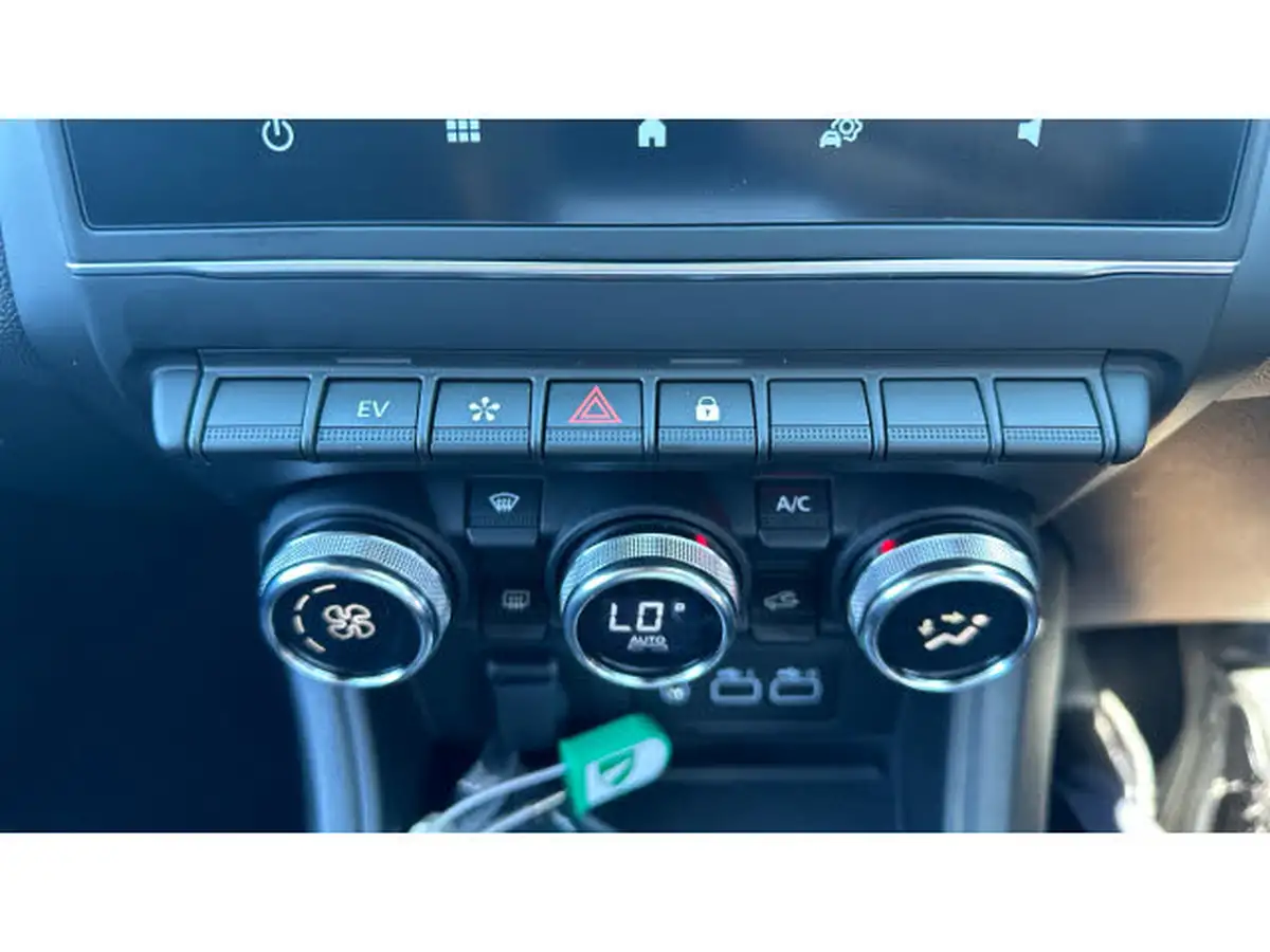 2024-renault-captur-16-techno-145ps-full-big-65