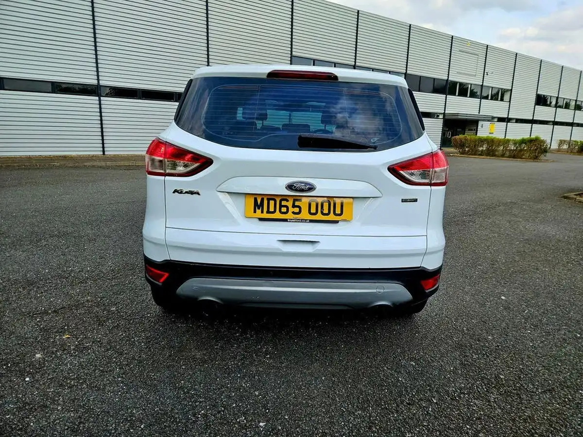 2015-ford-kuga-15t-zetec-150ps-big-10