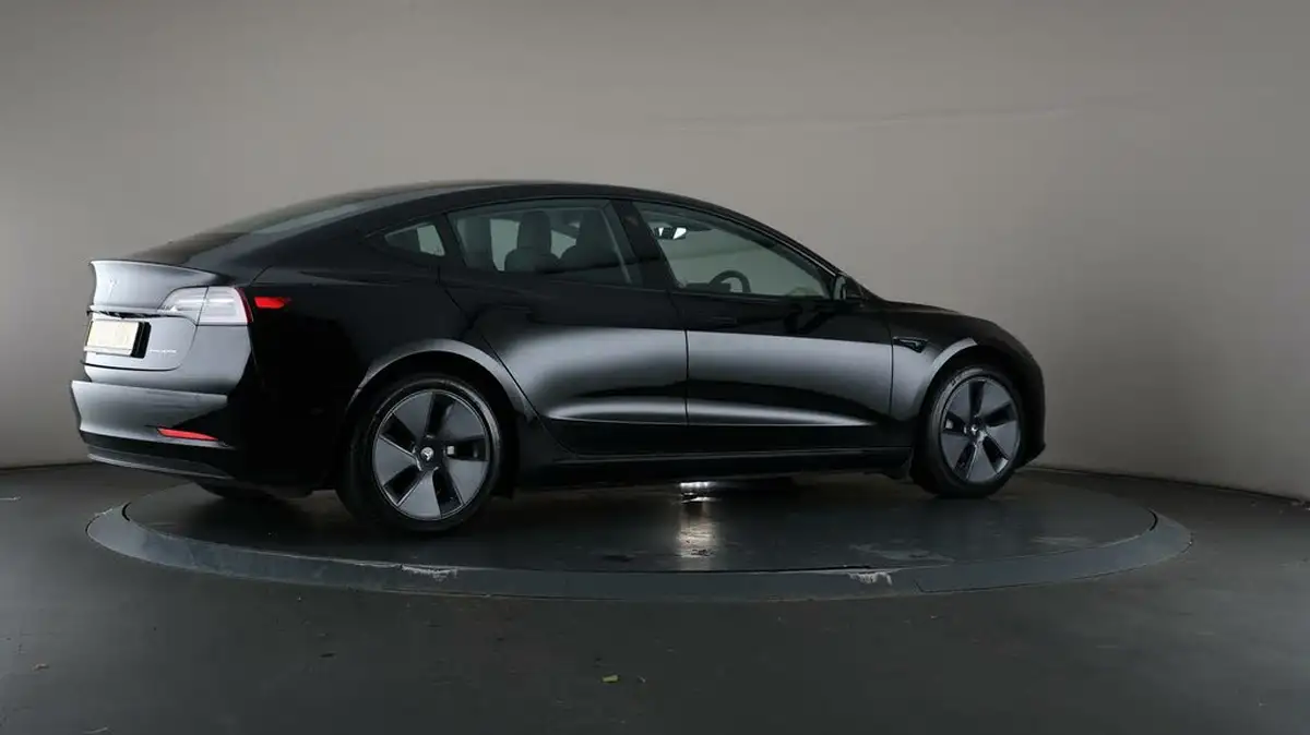 2021-tesla-model-3-e-long-range-4x4-big-64
