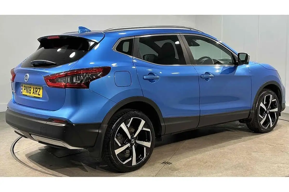 2018-nissan-qashqai-12-dig-t-tekna-xtronic-cvt-big-8