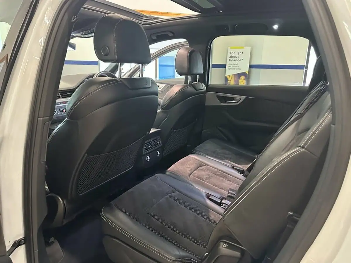 2018-audi-q7-30-50-tdi-s-line-big-20