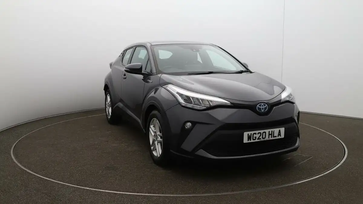 2020-toyota-c-hr-18-vvt-i-icon-parking-pack-big-41