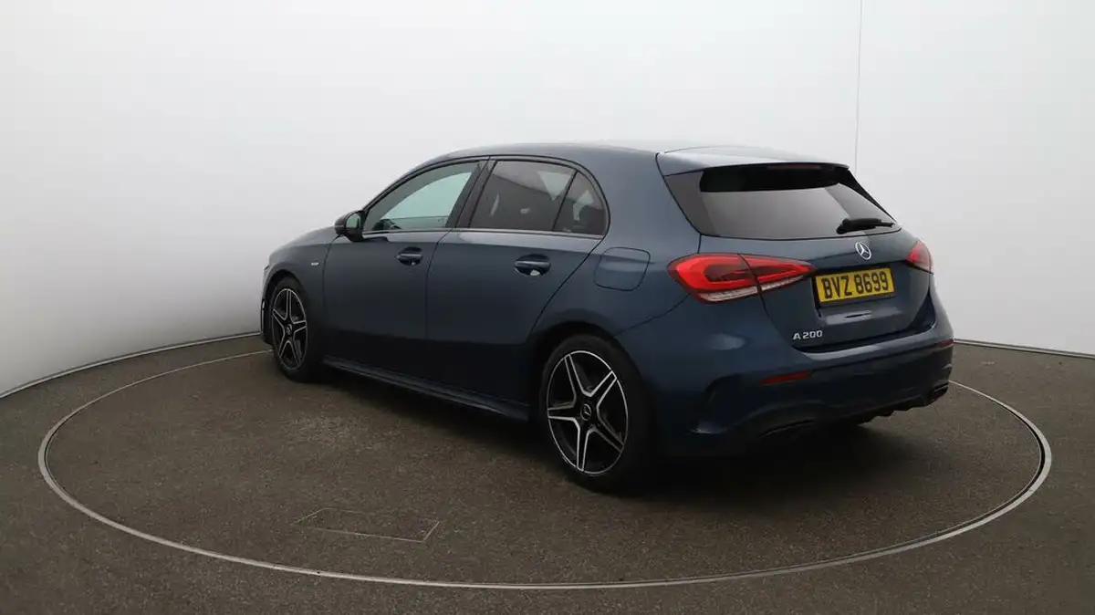 2022-mercedes-benz-a-class-13-a200-amg-line-edition-executive-hatchback-5d-big-61