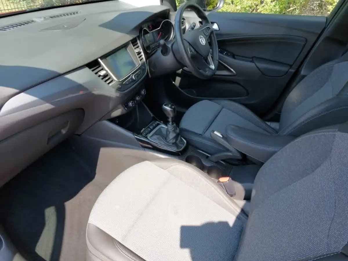 2021-vauxhall-crossland-12-elite-130ps-big-4