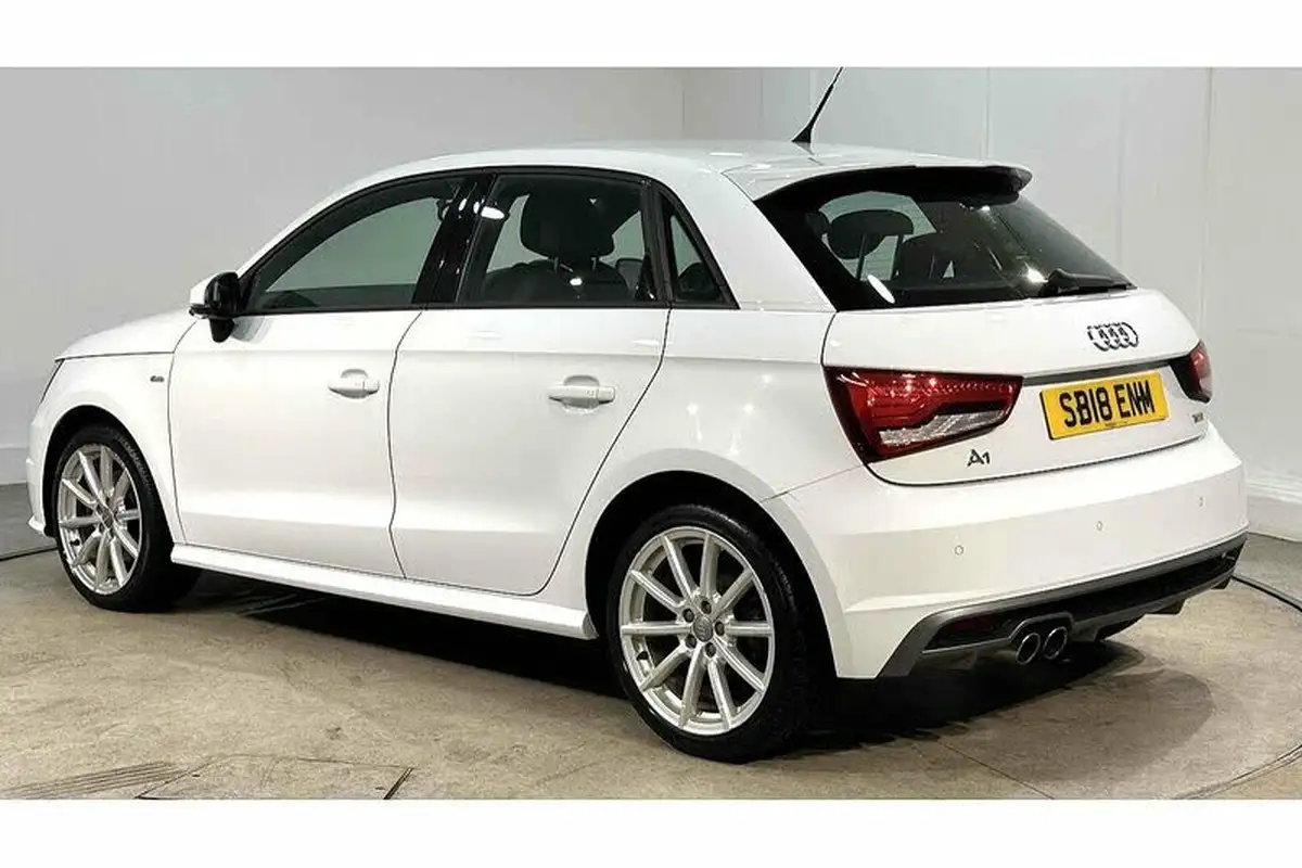 2018-audi-a1-14-tfsi-s-line-nav-125ps-sportback-5d-tronic-big-8