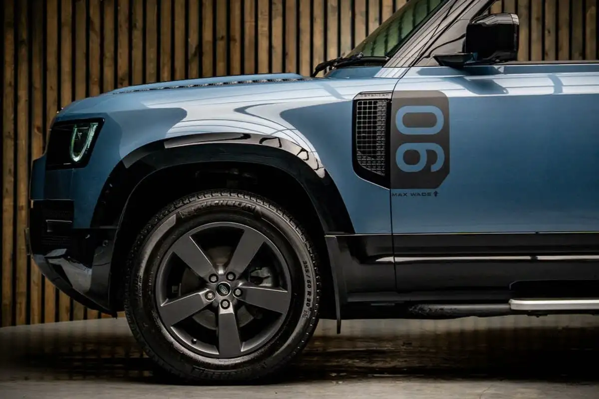 2023-land-rover-90-defender-30-d250-x-dynamic-hse-big-8