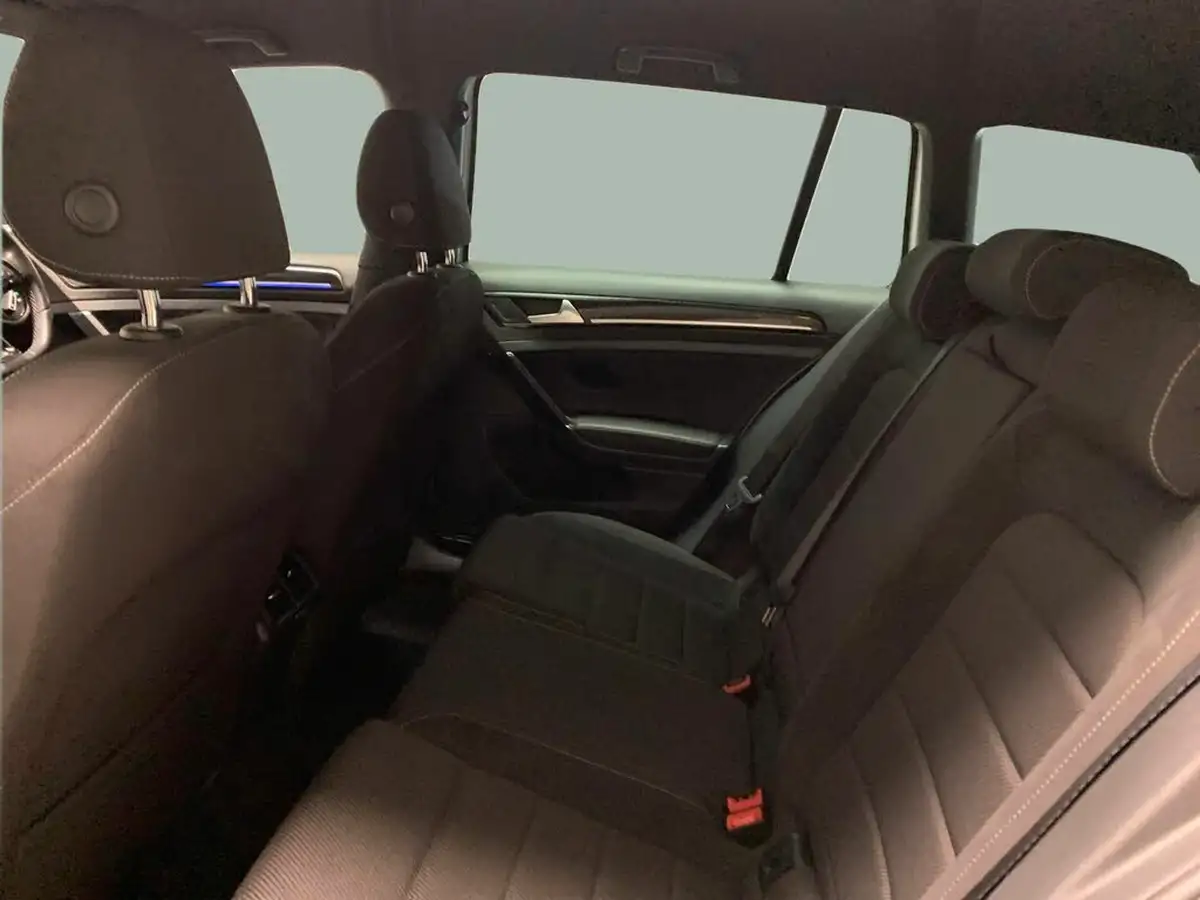 2019-volkswagen-golf-20-tsi-r-300ps-estate-5d-dsg-big-33
