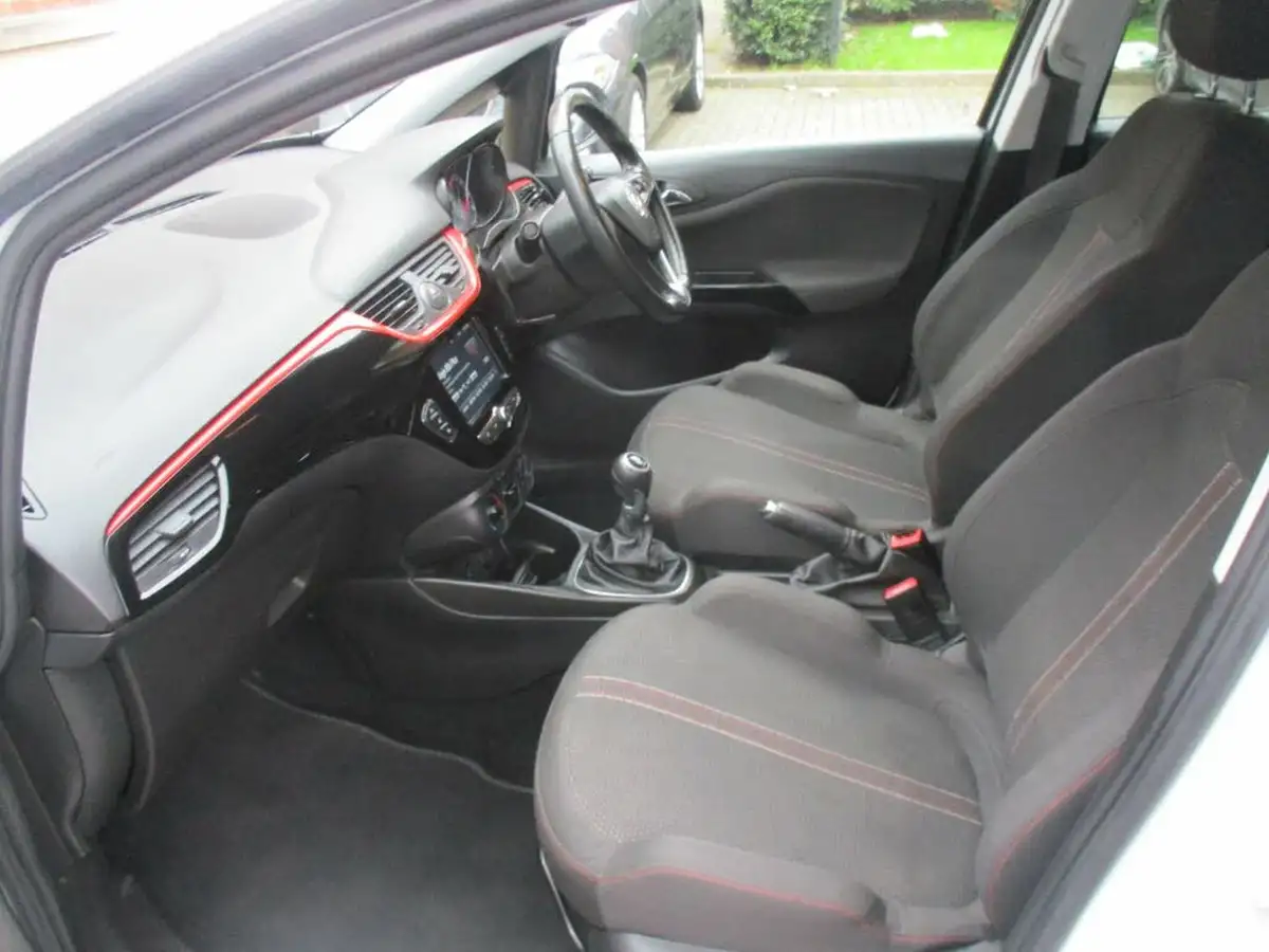 2019-vauxhall-corsa-14i-griffin-75ps-5d-big-30