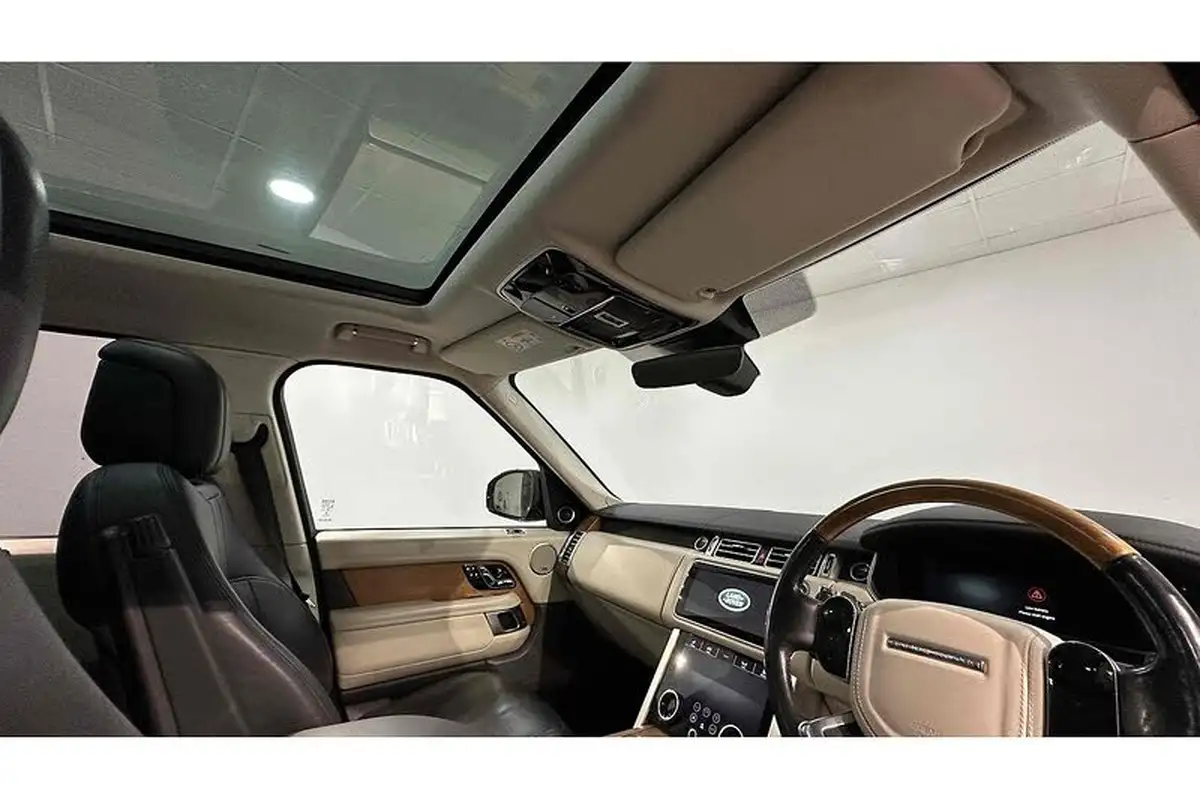 2019-land-rover-range-rover-30-sd-v6-vogue-big-32