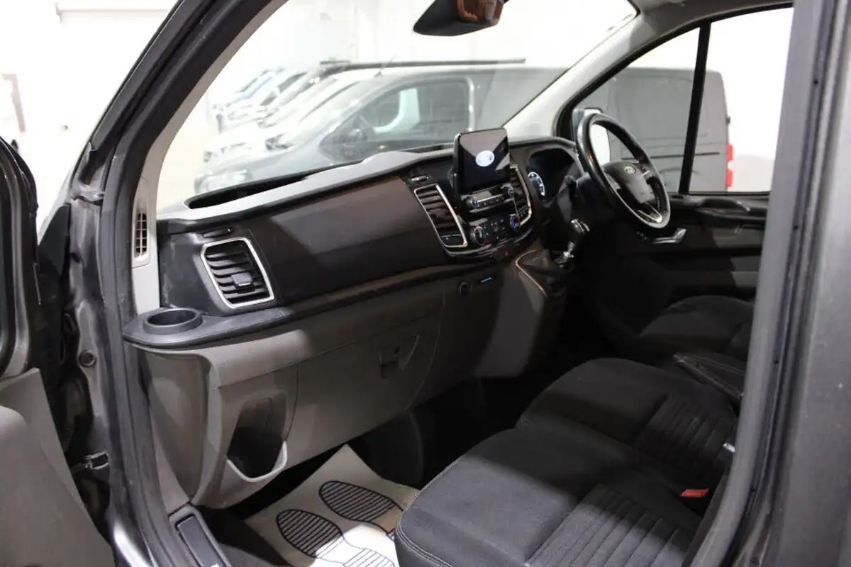 2020-ford-transit-custom-20tdci-300-l1h1-limited-130pseu6dt-double-cab-in-van-big-14
