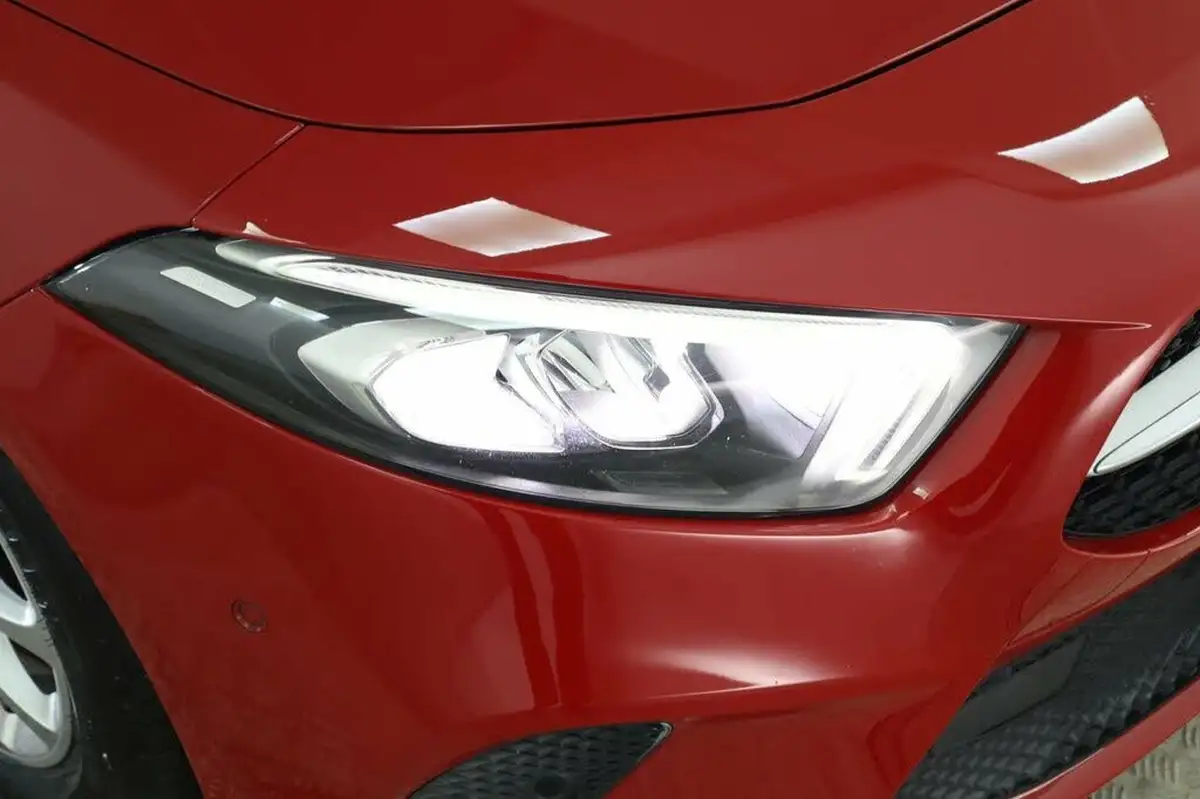 2019-mercedes-benz-a-class-15d-a180d-sport-executive-hatchback-5d-7g-dct-big-10