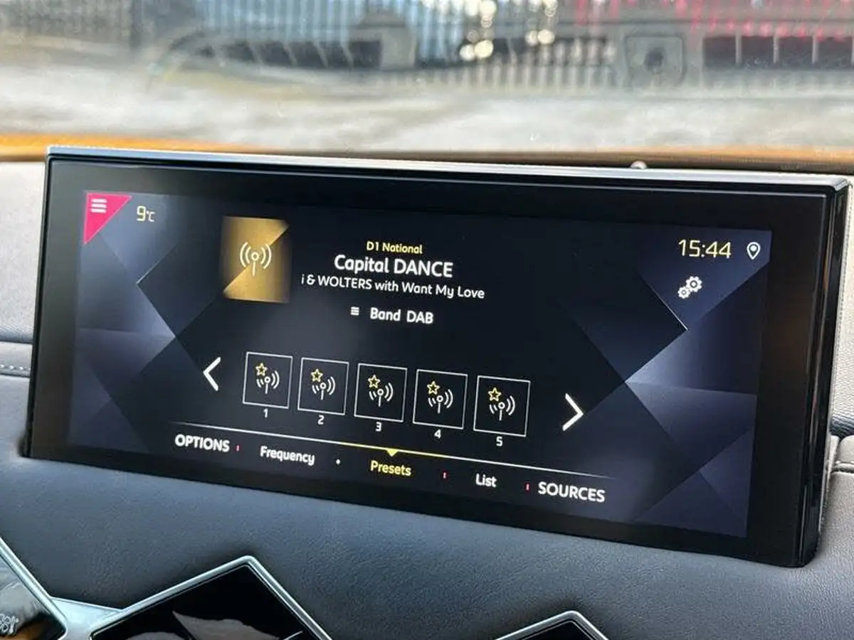 2019-ds-ds-3-crossback-12-puretech-ultra-prestige-130ps-big-21