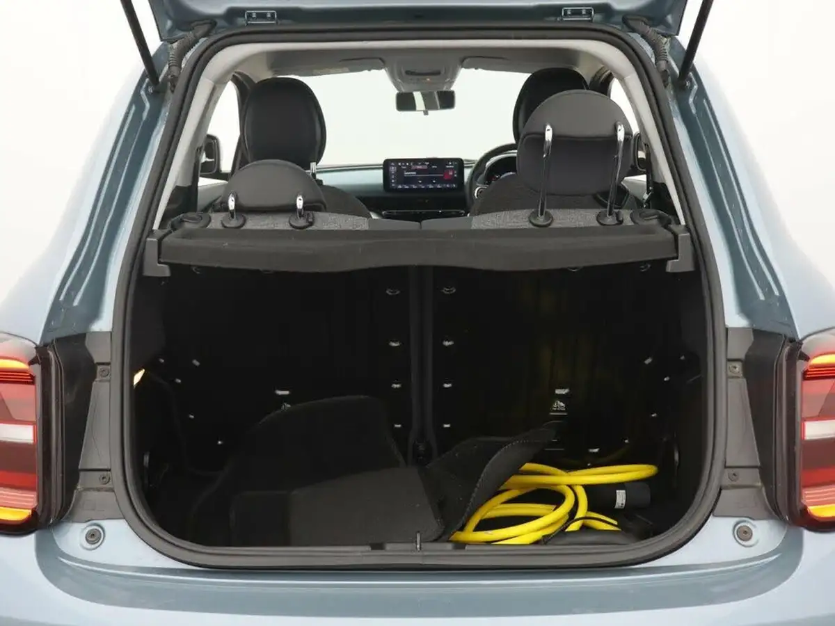 2022-fiat-500-e-icon-117bhp-big-22