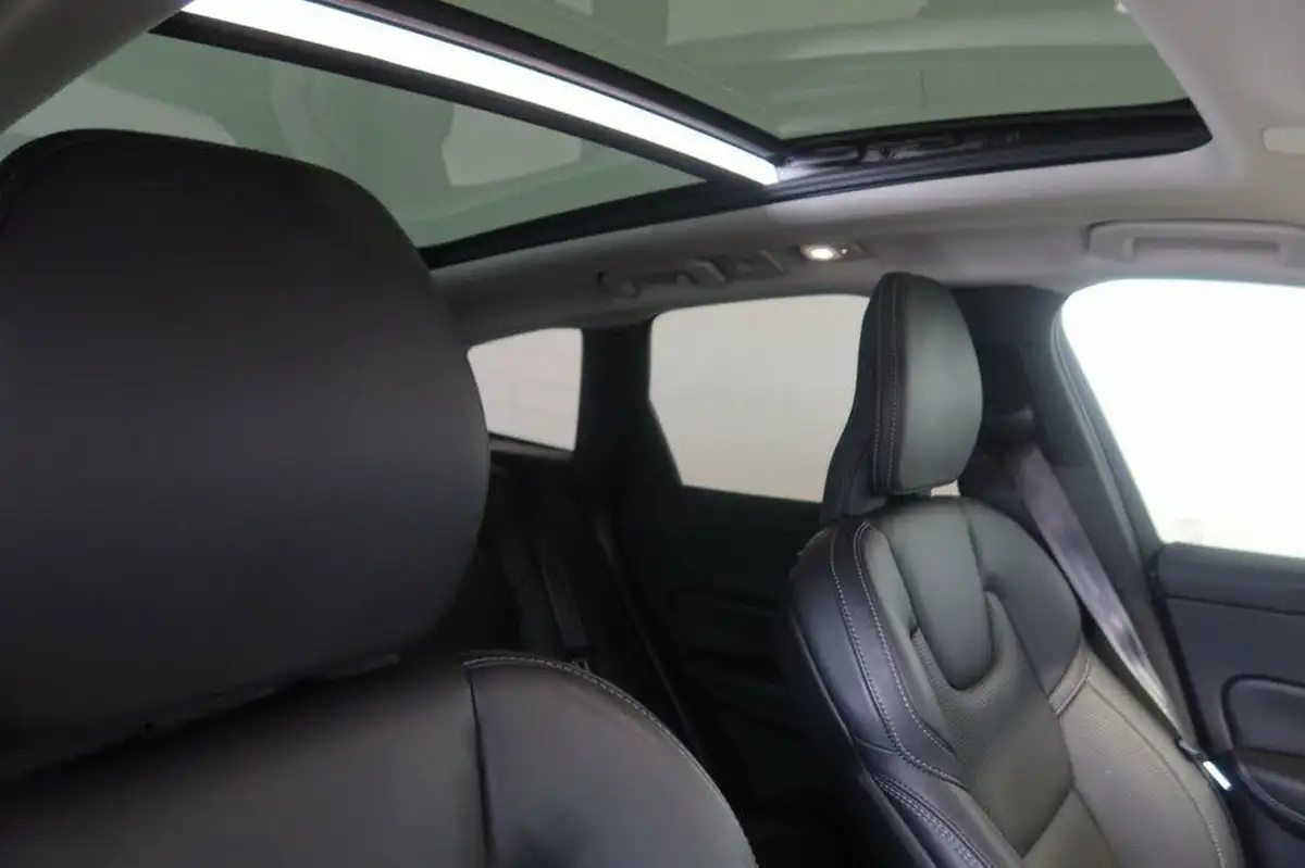 2021-volvo-xc60-20td-b4-inscription-awd-big-13