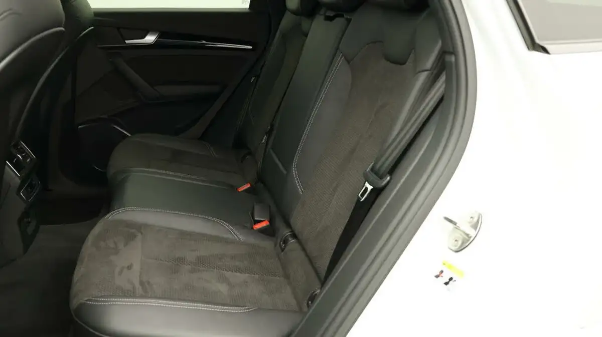 2019-audi-q5-20-45-tfsi-black-edition-big-15