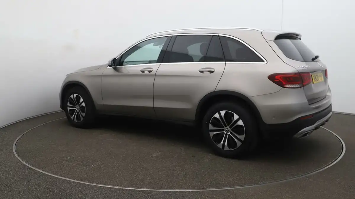 2020-mercedes-benz-glc-class-20-glc300-sport-big-29