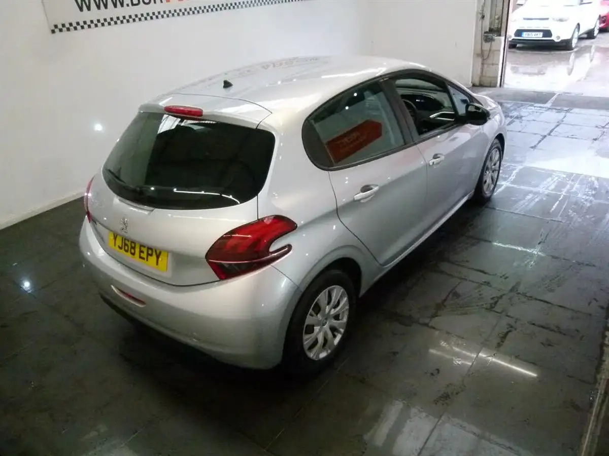 2017-peugeot-208-16bluehdi-access-ac-5d-big-23