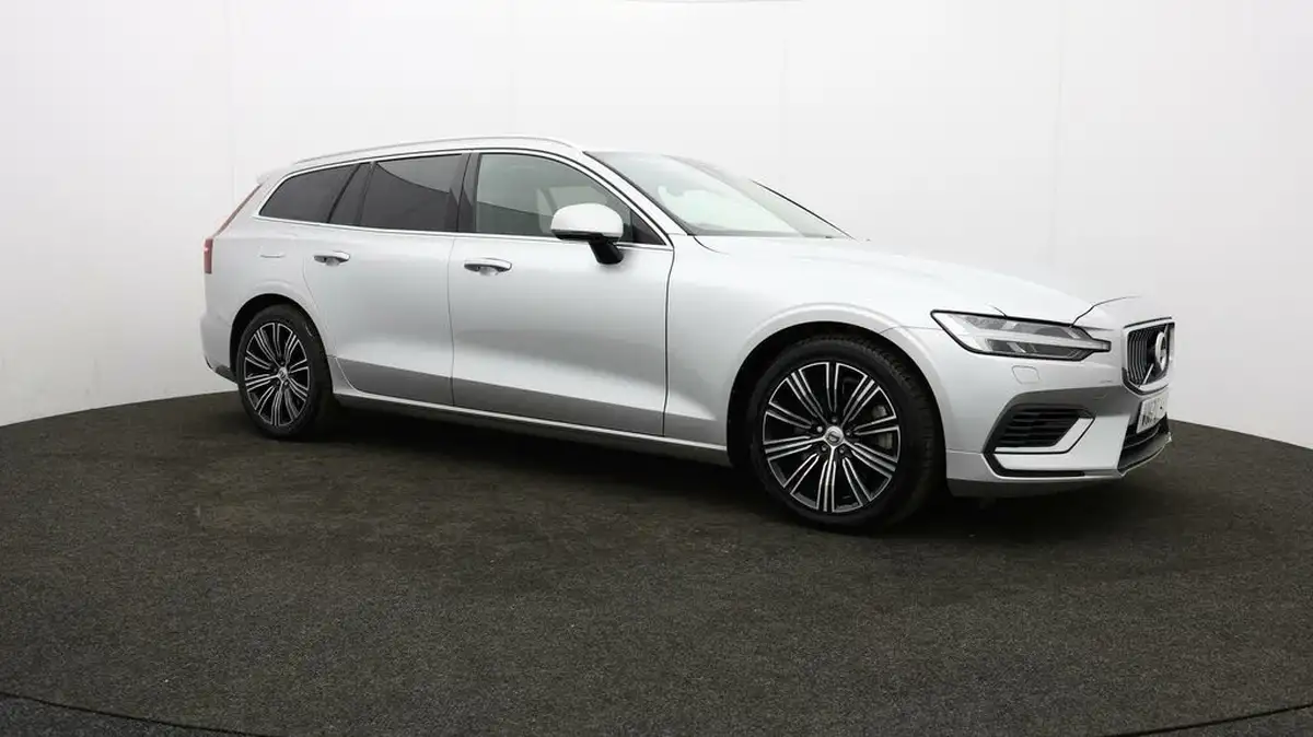 2020-volvo-v60-20-t6-inscription-big-72
