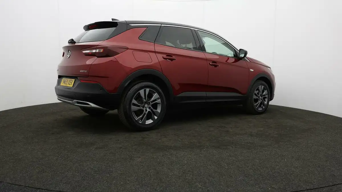 2020-vauxhall-grandland-x-12-sri-nav-big-31