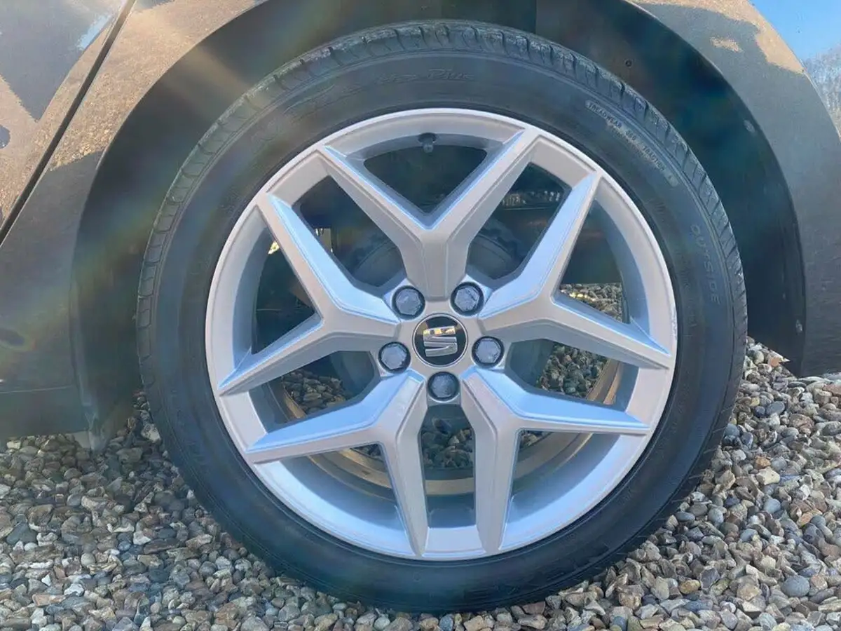 2019-seat-ibiza-10-mpi-fr-big-27