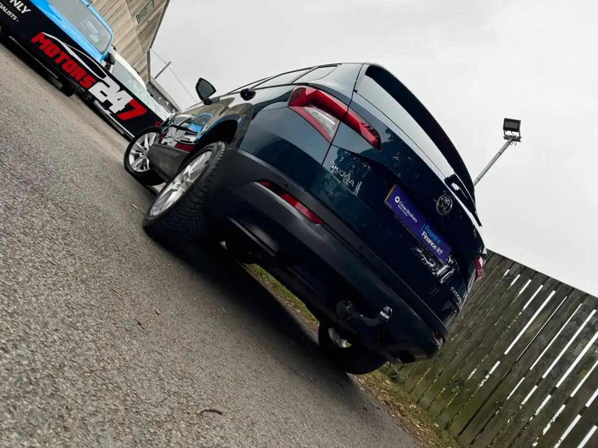 2018-skoda-karoq-15-tsi-se-technology-act-dsg-big-35