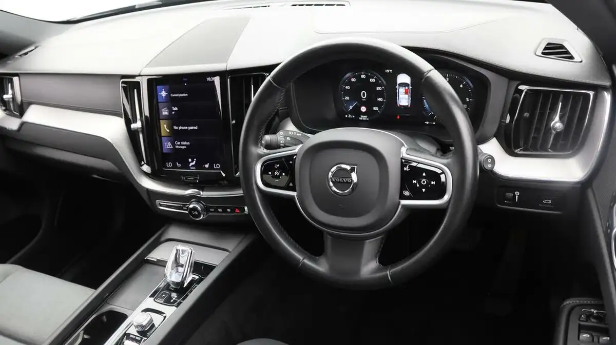 2021-volvo-xc60-20td-b4-inscription-awd-big-8