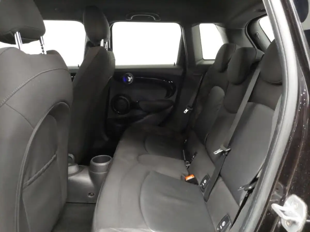 2019-mini-cooper-20-cooper-s-sport-189bhp-hatchback-5d-big-5