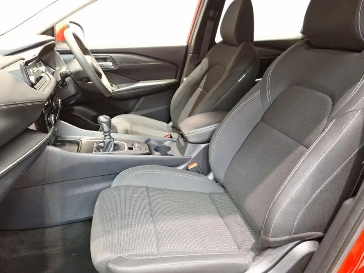 2021-nissan-qashqai-13-dig-t-visia-big-4