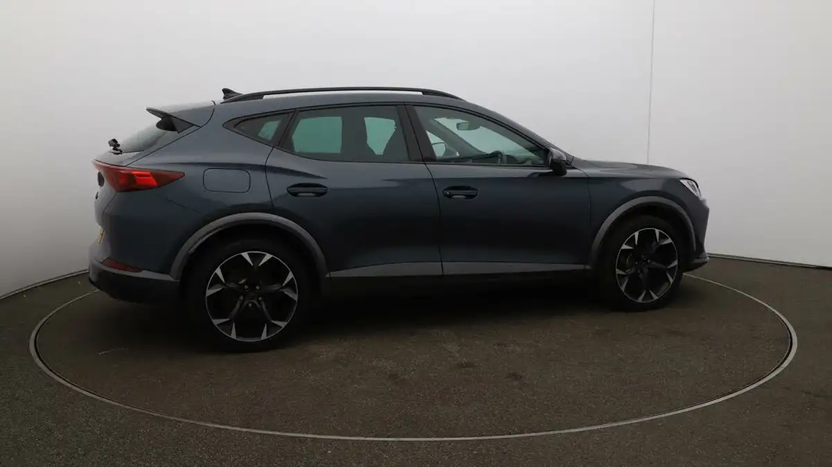 2023-cupra-formentor-14-e-hybrid-vz2-big-43