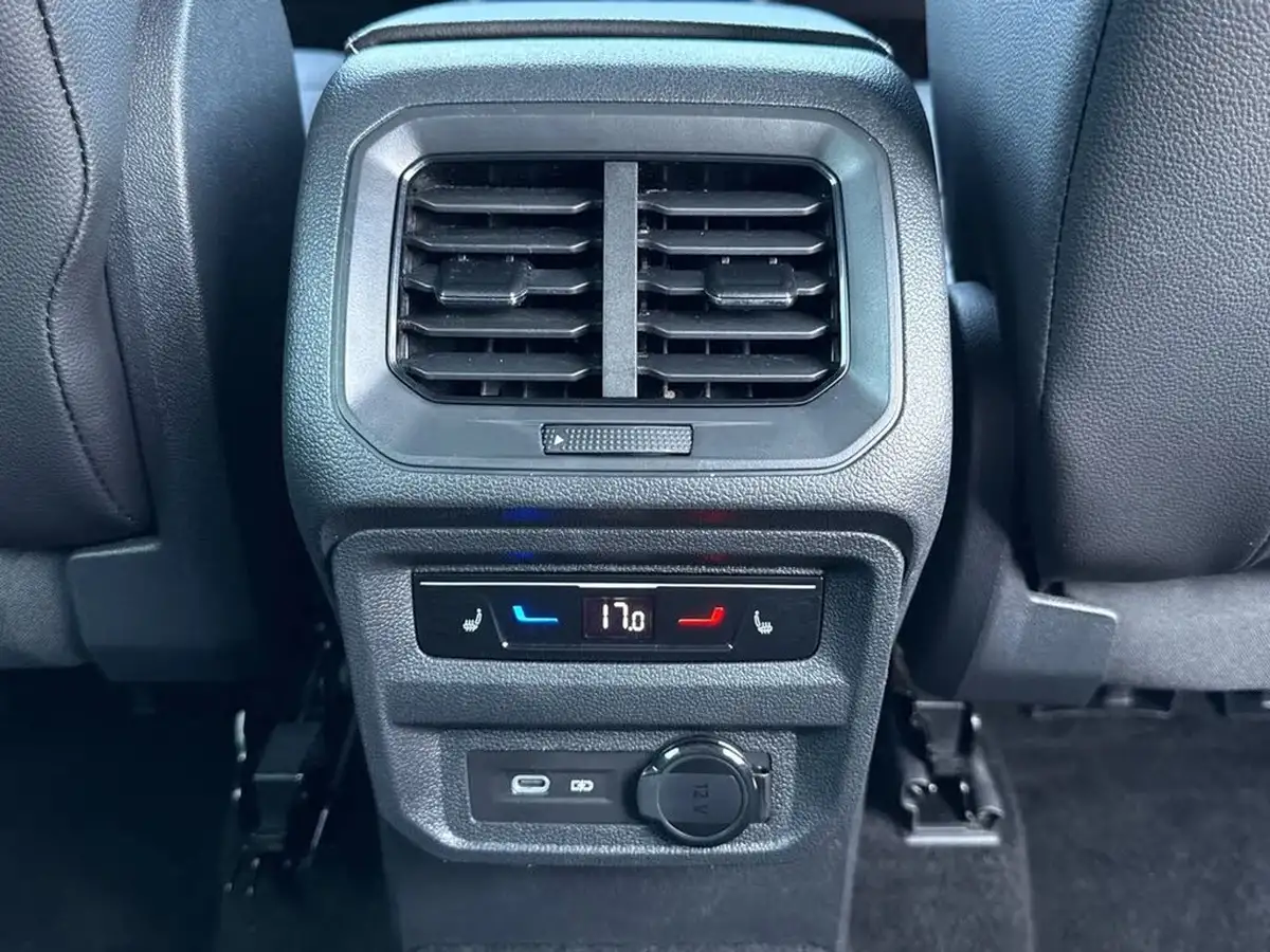 2024-seat-tarraco-15-ecotsi-fr-sport-big-37