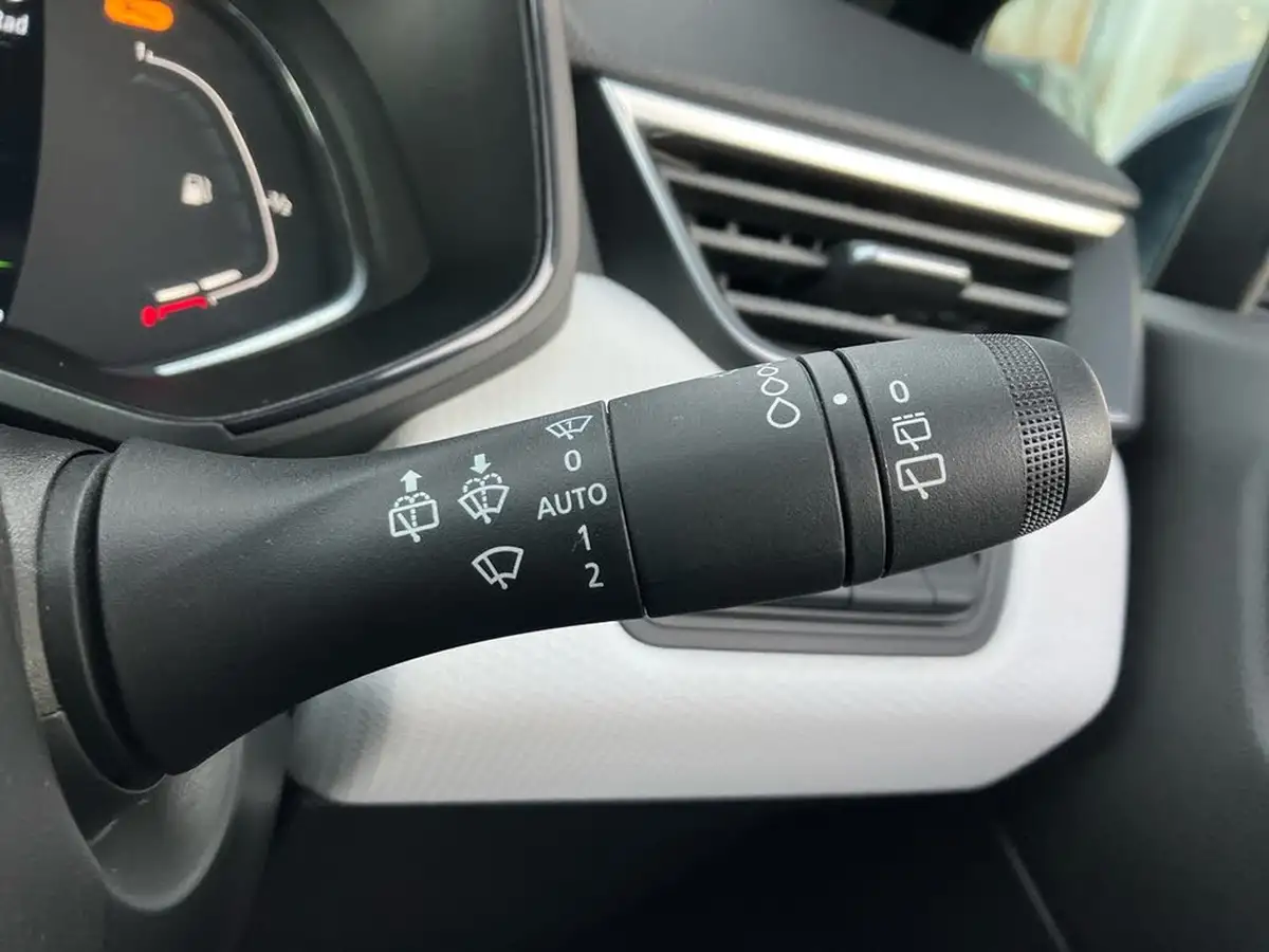 2021-renault-clio-10-tce-s-edition-90ps-big-40