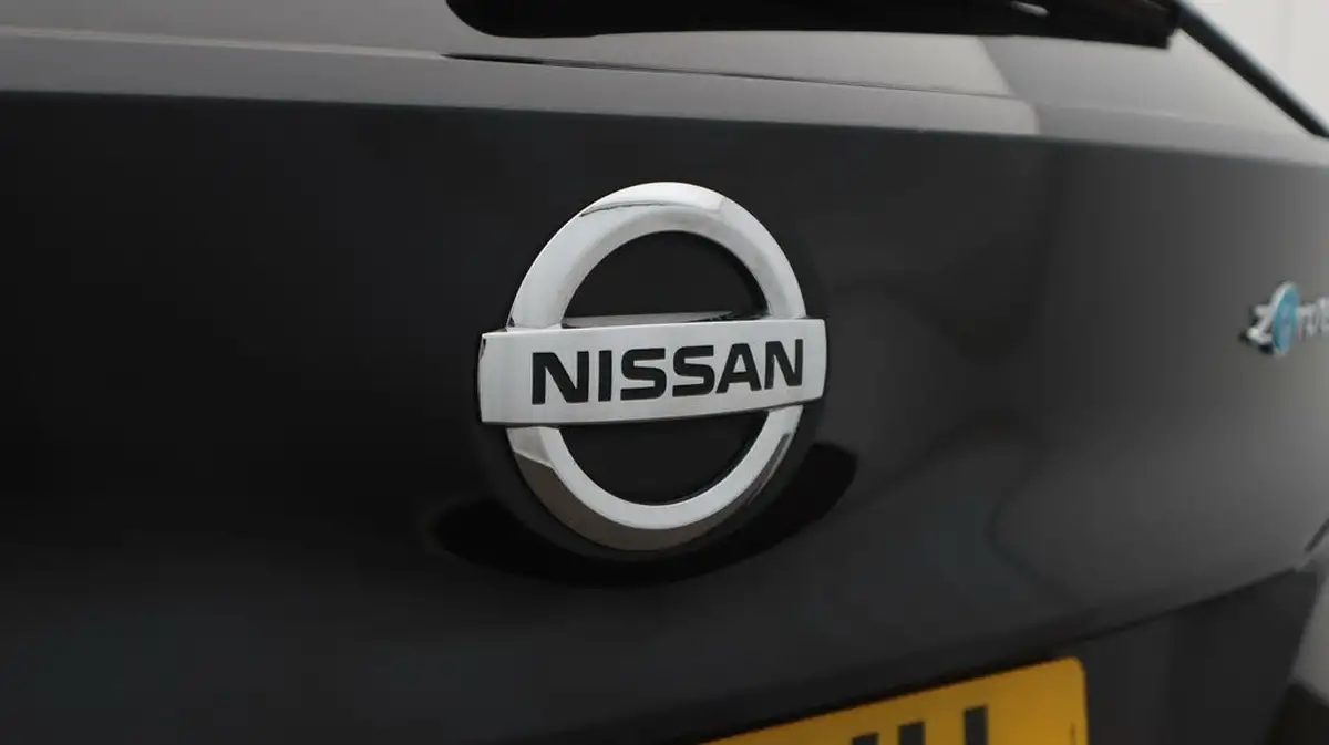 2021-nissan-leaf-e-tekna-big-21