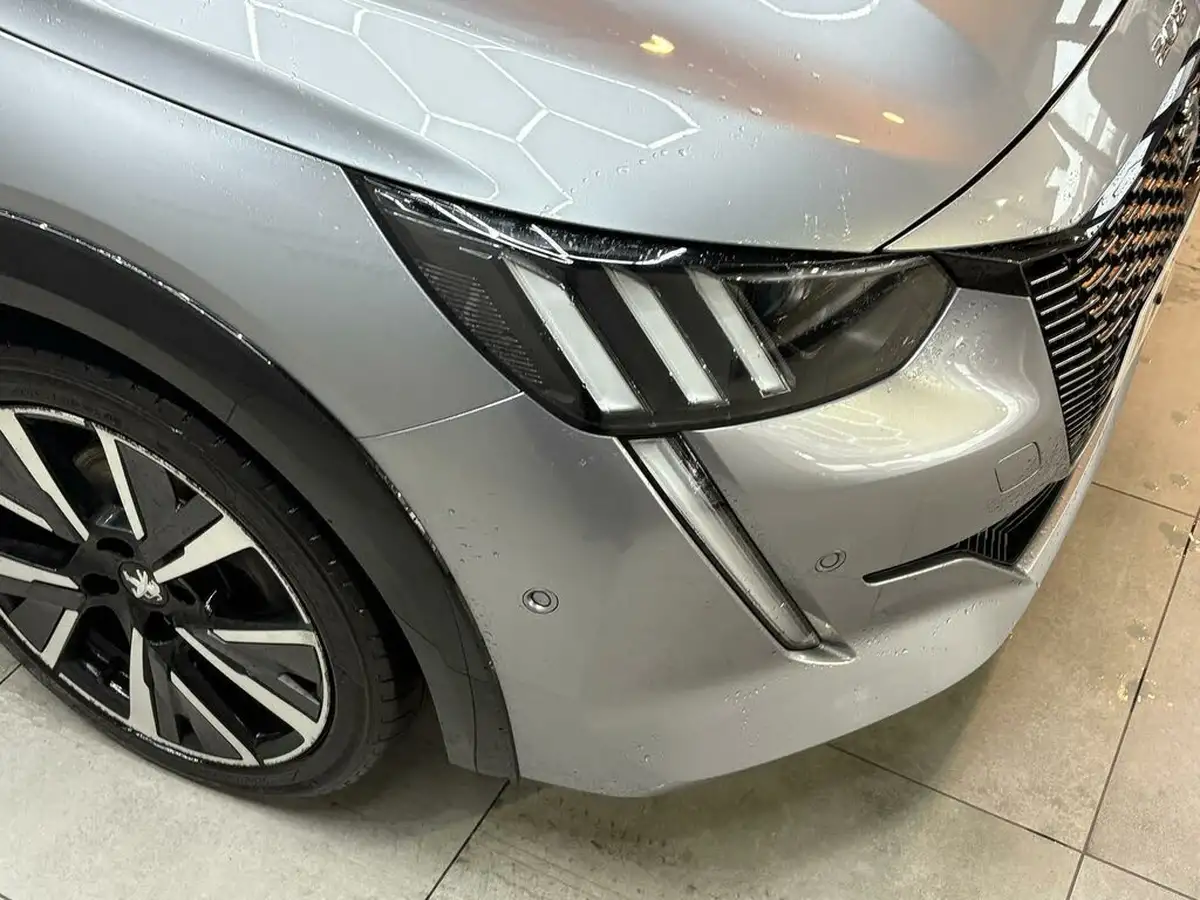 2022-peugeot-208-12-puretech-gt-100bhp-big-34