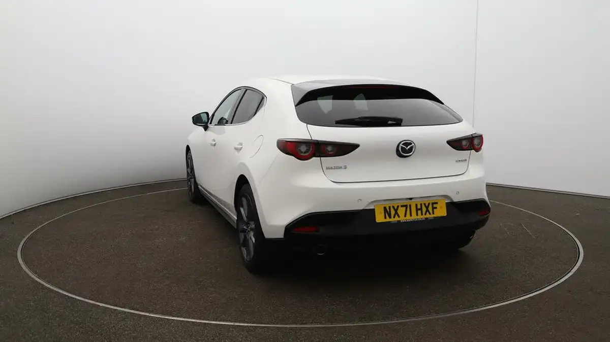 2022-mazda-mazda3-20-sport-lux-122ps-hatchback-5d-auto-big-52