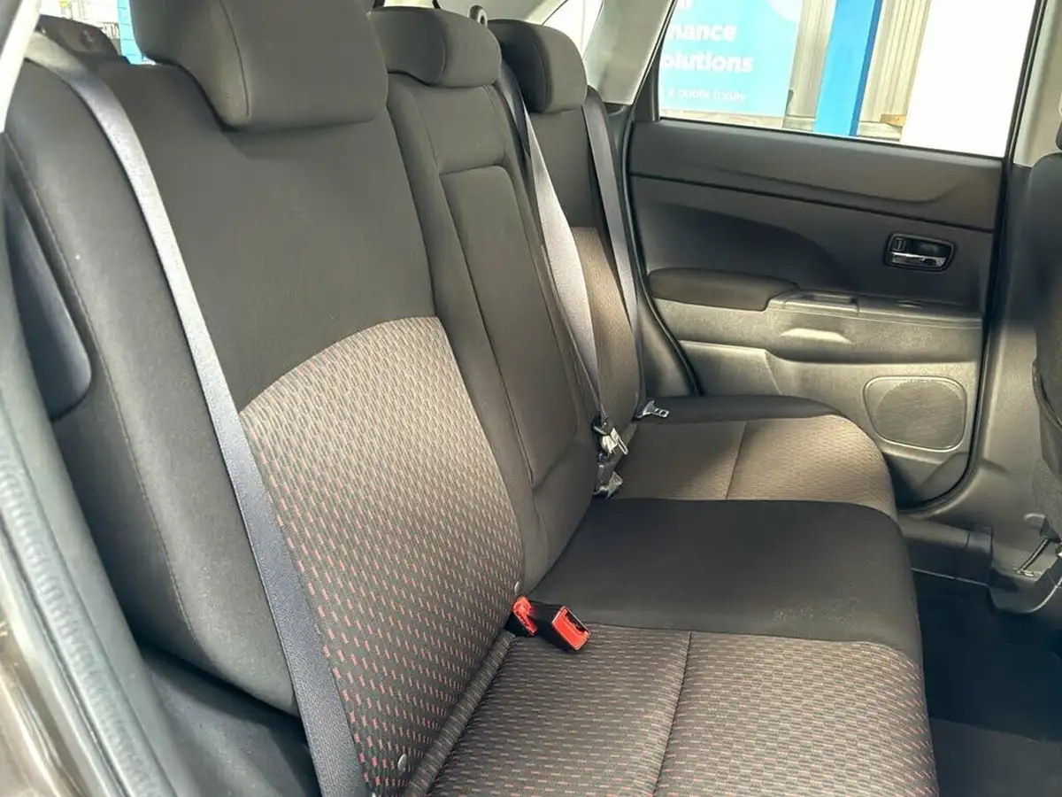 2018-mitsubishi-asx-16-3-big-28