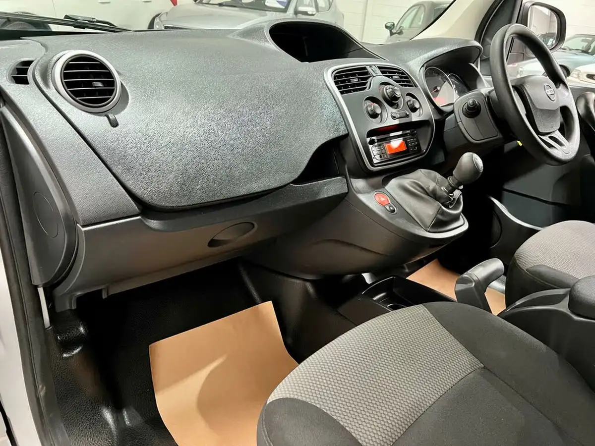 2021-nissan-nv250-15dci-acenta-l1-80bhp-big-17