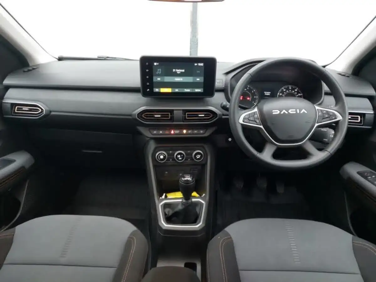2023-dacia-sandero-stepway-10-tce-essential-90bhp-big-2