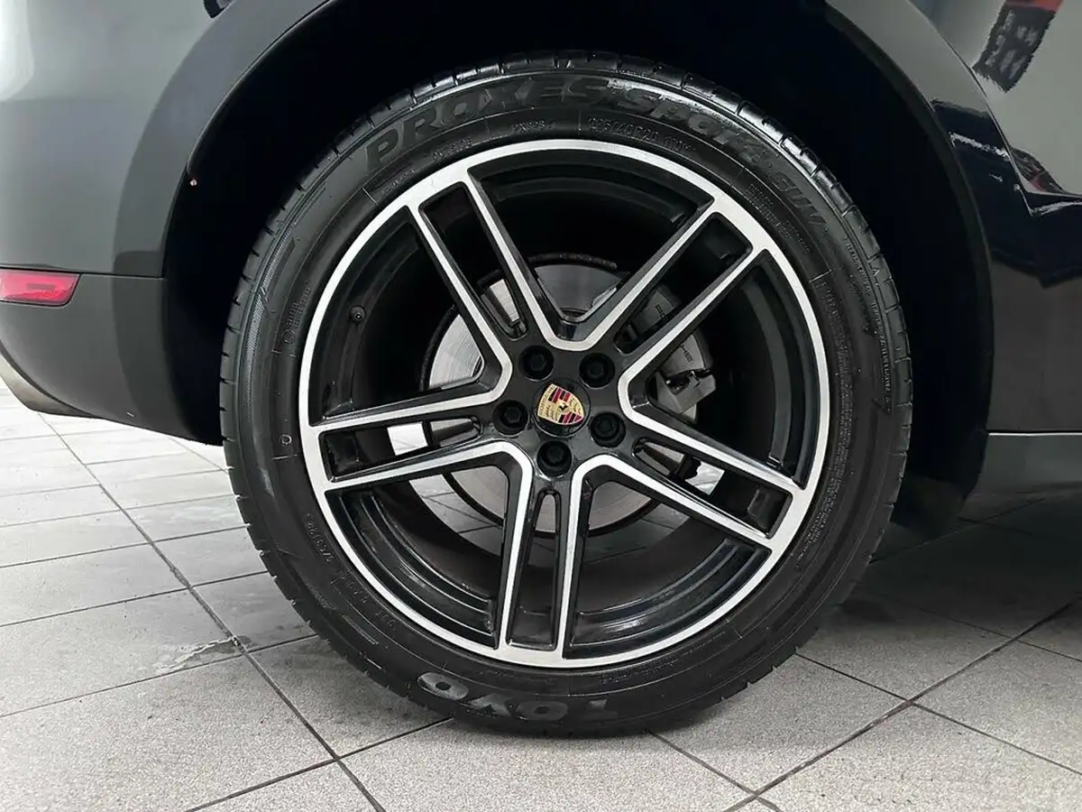 2020-porsche-macan-30-s-big-17