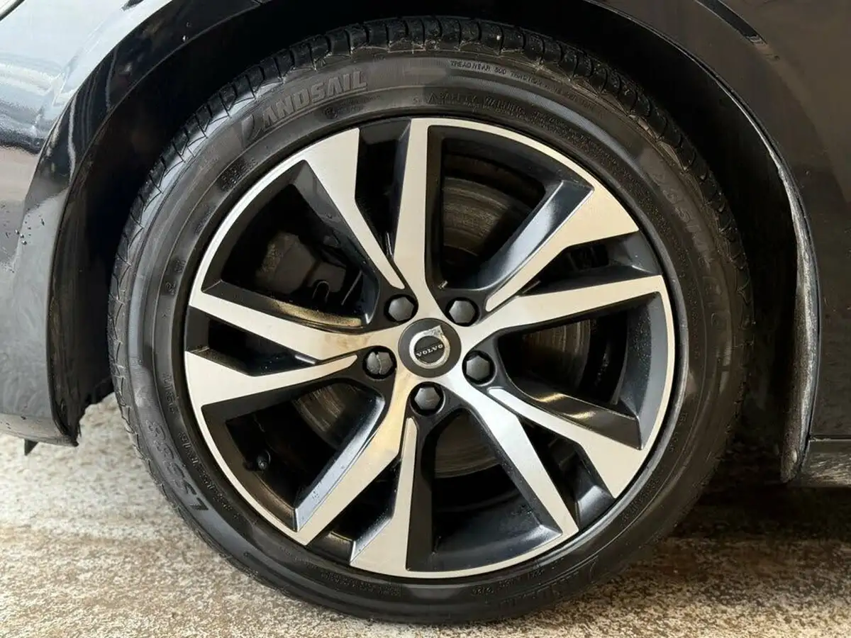 2020-volvo-v60-20-t6-r-design-big-23