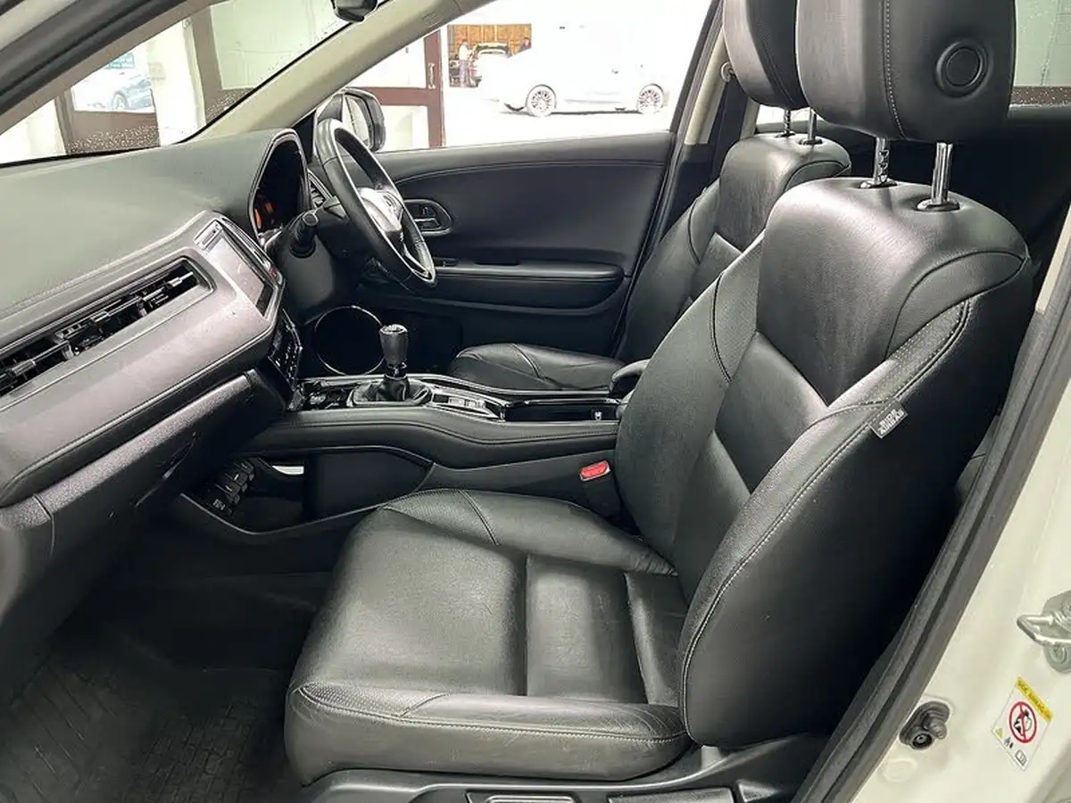 2015-honda-hr-v-16-i-dtec-ex-big-17