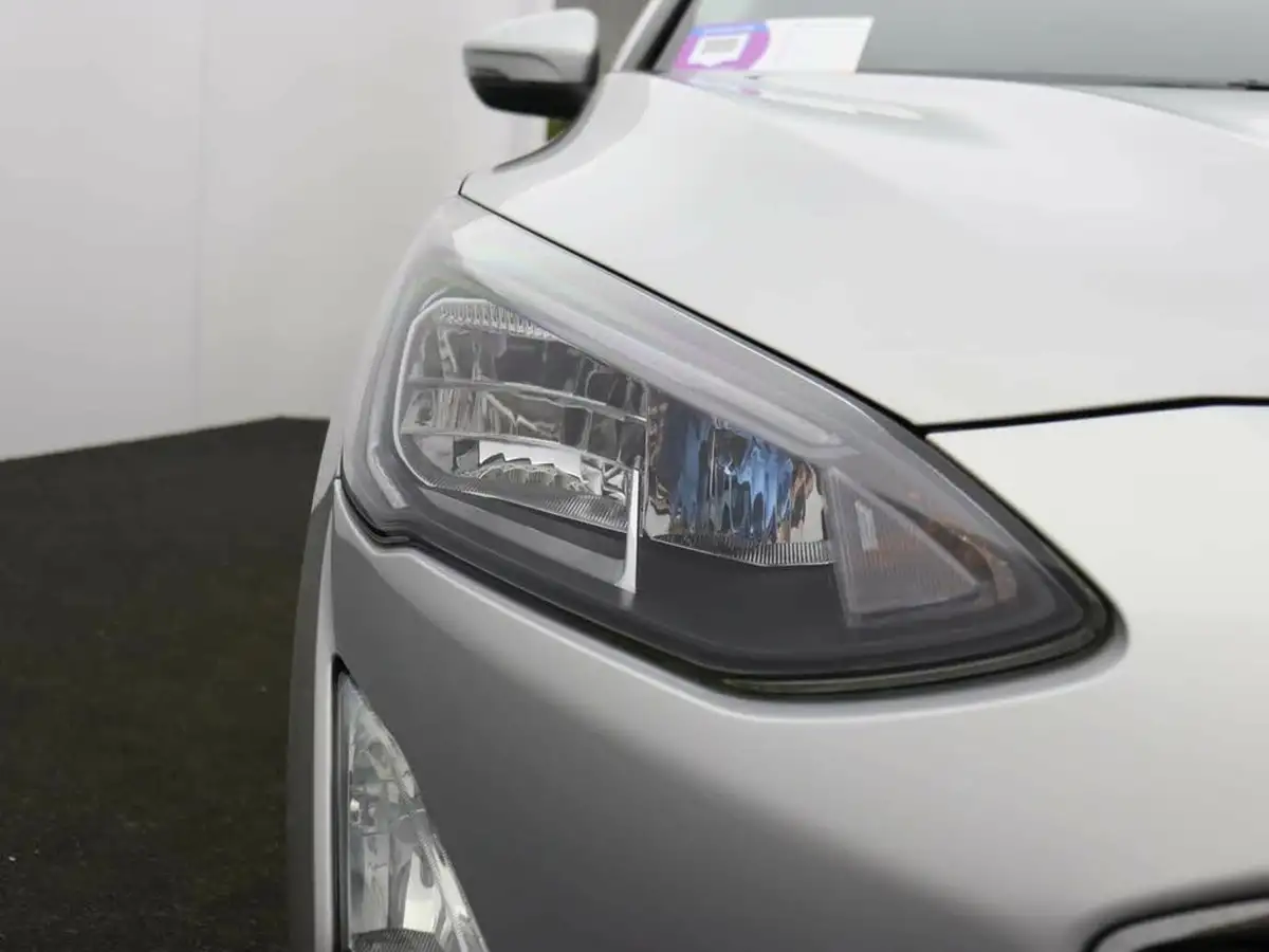 2020-ford-focus-15-zetec-120ps-estate-big-37
